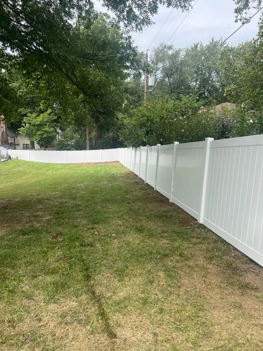 Vinyl Fencing